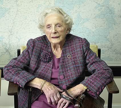 Mrs Laura Thomlinson presented the Jacob Thomlinson Memorial Cup on Saturday at Longtown. She has presented the cup for the last 30 years in memory of her husband Jacob who was an Auctioneer and Director of the Company. Mrs Thomlinson was 100 years old on 5th October and has always had a very keen interest in the Company. She lives in Carlisle with here daughter Hazel, who both support the mart in many ways.